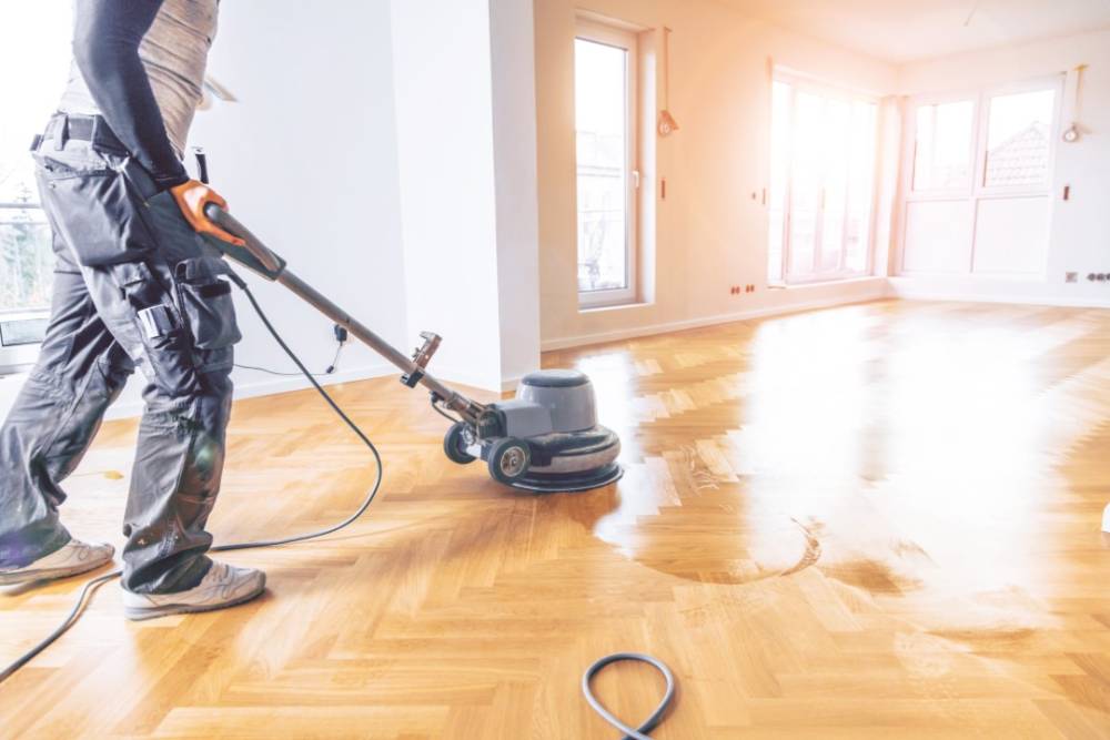 Ponçage de parquet à Saint-Laurent-de-Mure